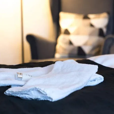 בית נופש Romantic 2 Person In *