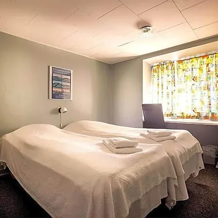 Romantic 2 Person In Ferienhaus Give